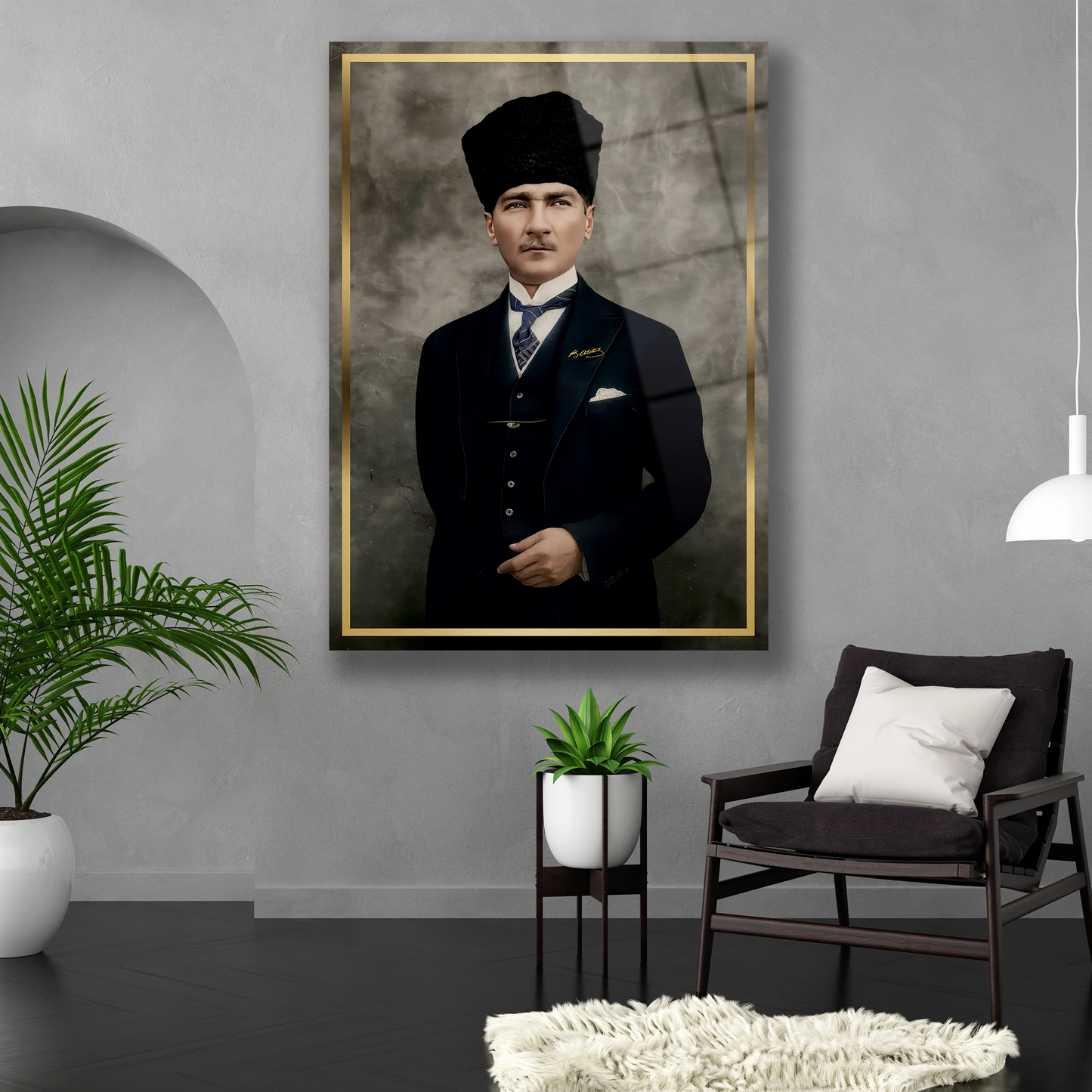 atatürkün dik duruşlu portresi cam tablo