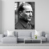 Atatürk Cam Tablo | Takım Elbiseli 2