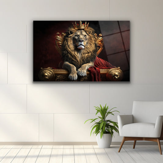 Altın taçlı kral aslan ve taht temalı cam tablo