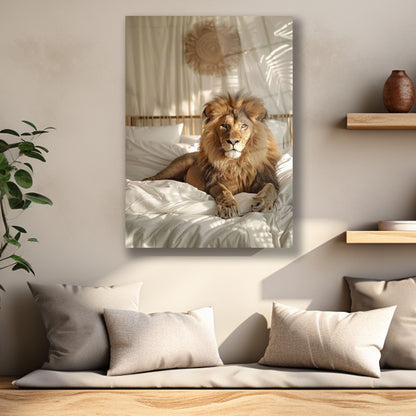 Güneş ışığının vurduğu aslan yelesi ve yüzü detaylı cam baskı