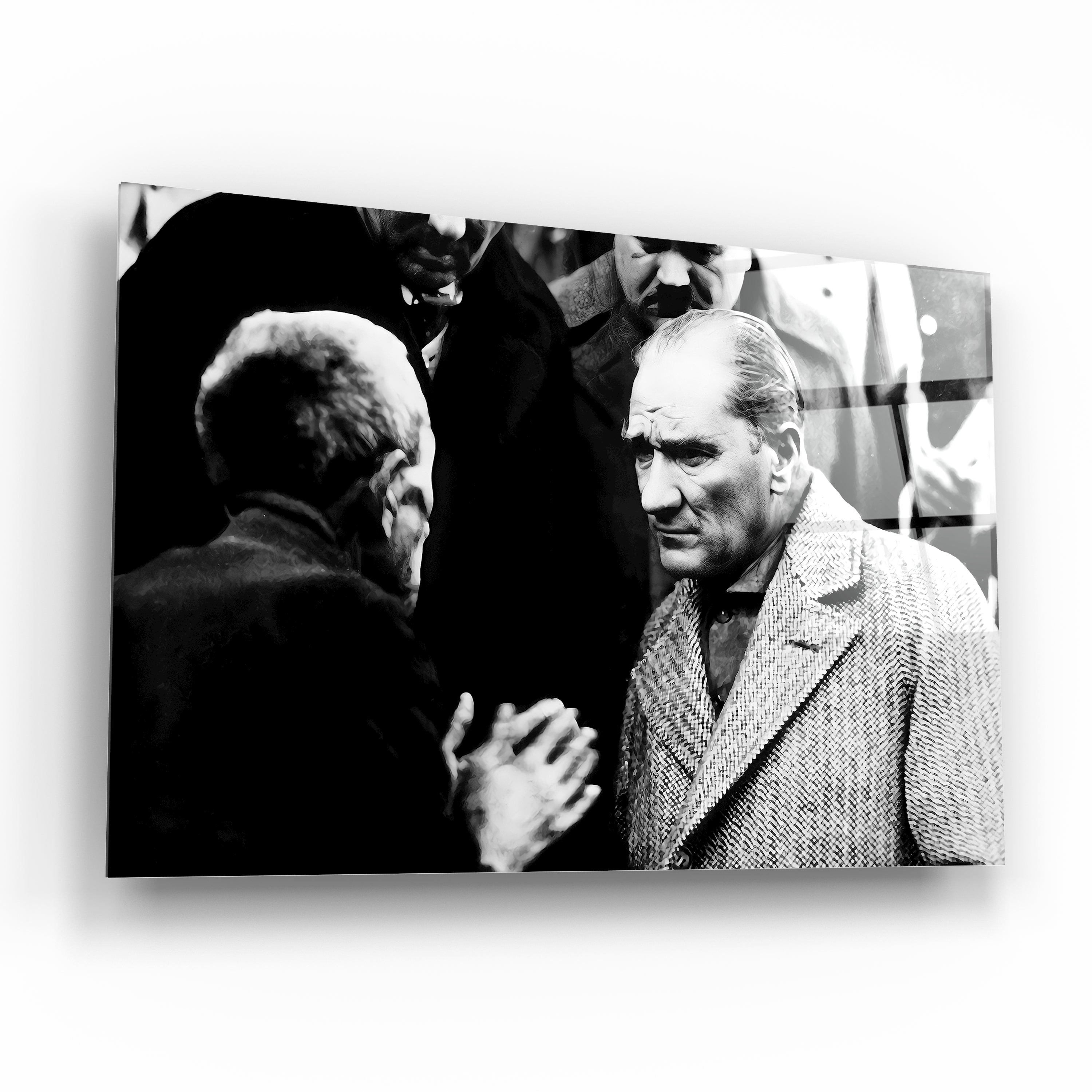 köylü halkla konuşan atatürk cam tablo