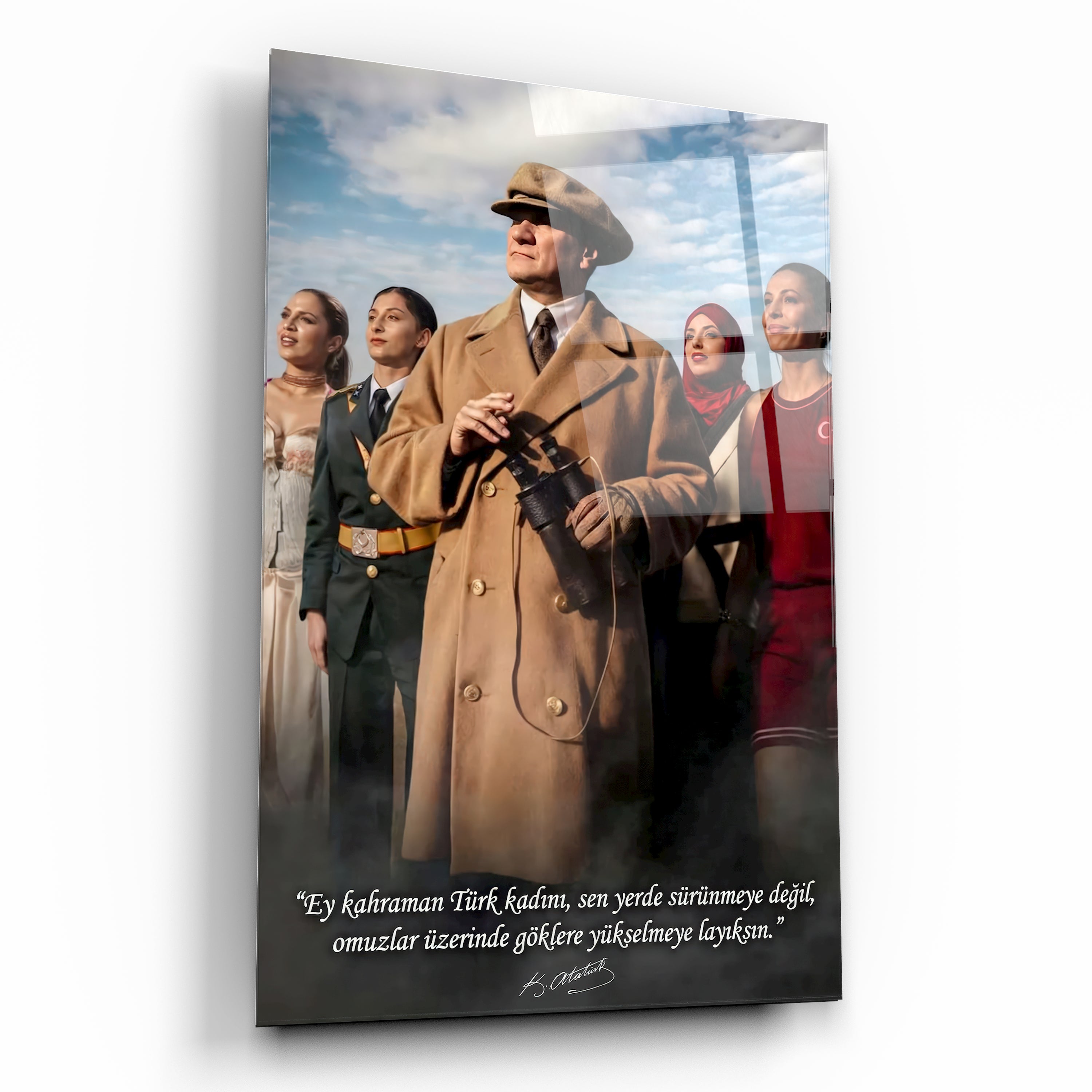 Atatürk ve Türk Kadını Cam Tablo