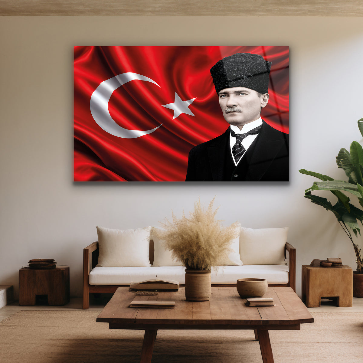 Yatay kompozisyonda Türk bayrağı ve klasik takım elbiseli portre