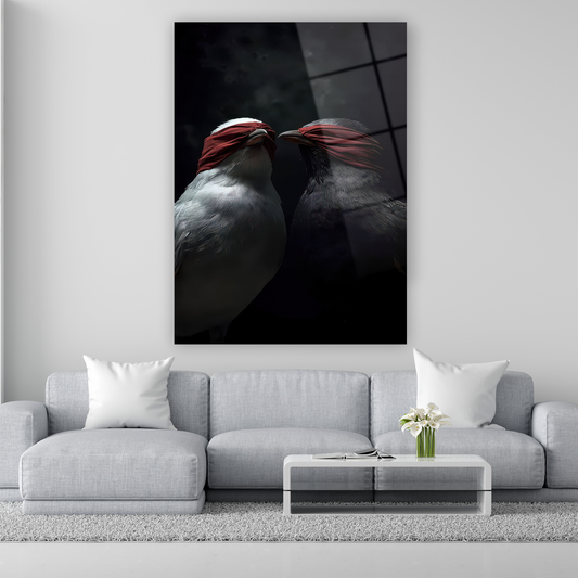 gözleri kırmızı bantlı siyah ve beyaz kuş cam tablo