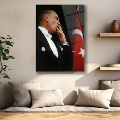atatürk bayraklı cam tablo
