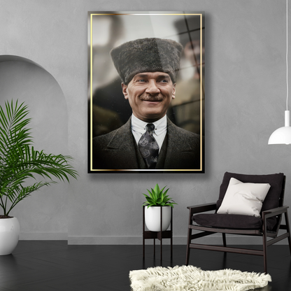 çerçeveli gülen portre cam tablo