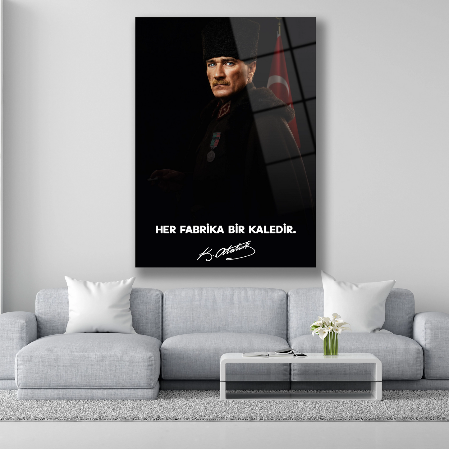 her fabrika bir kaledir cam tablo