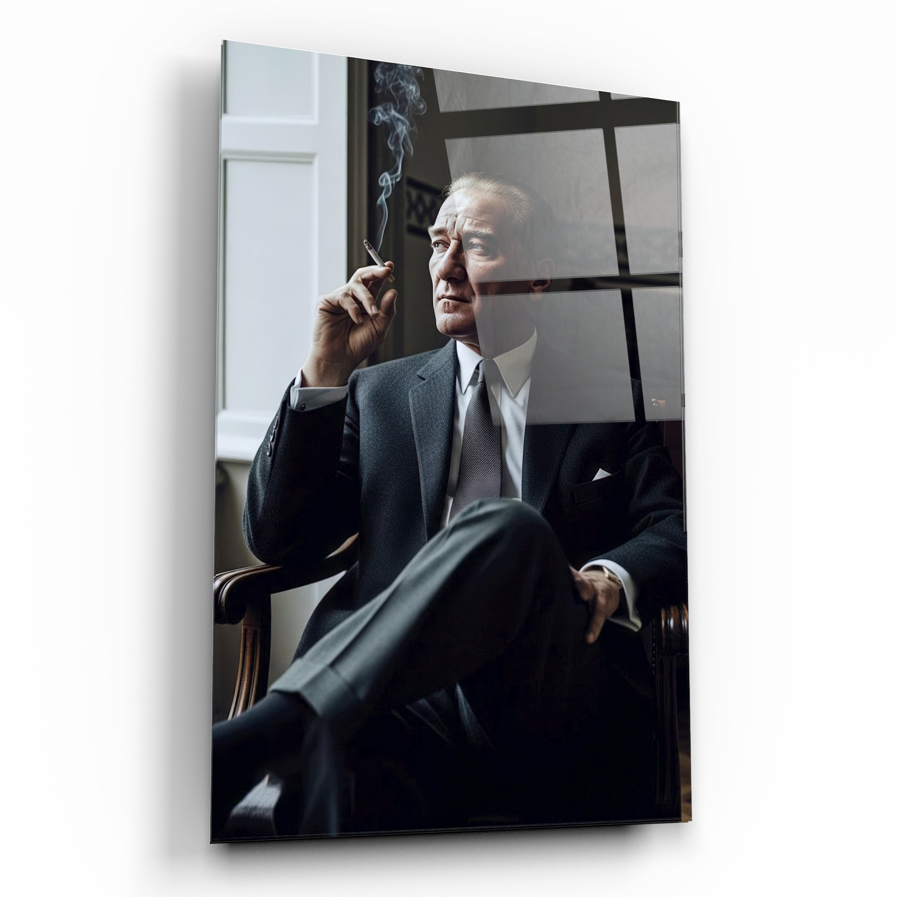 Mustafa Kemal Atatürk Karizmatik Duruş Cam Tablo
