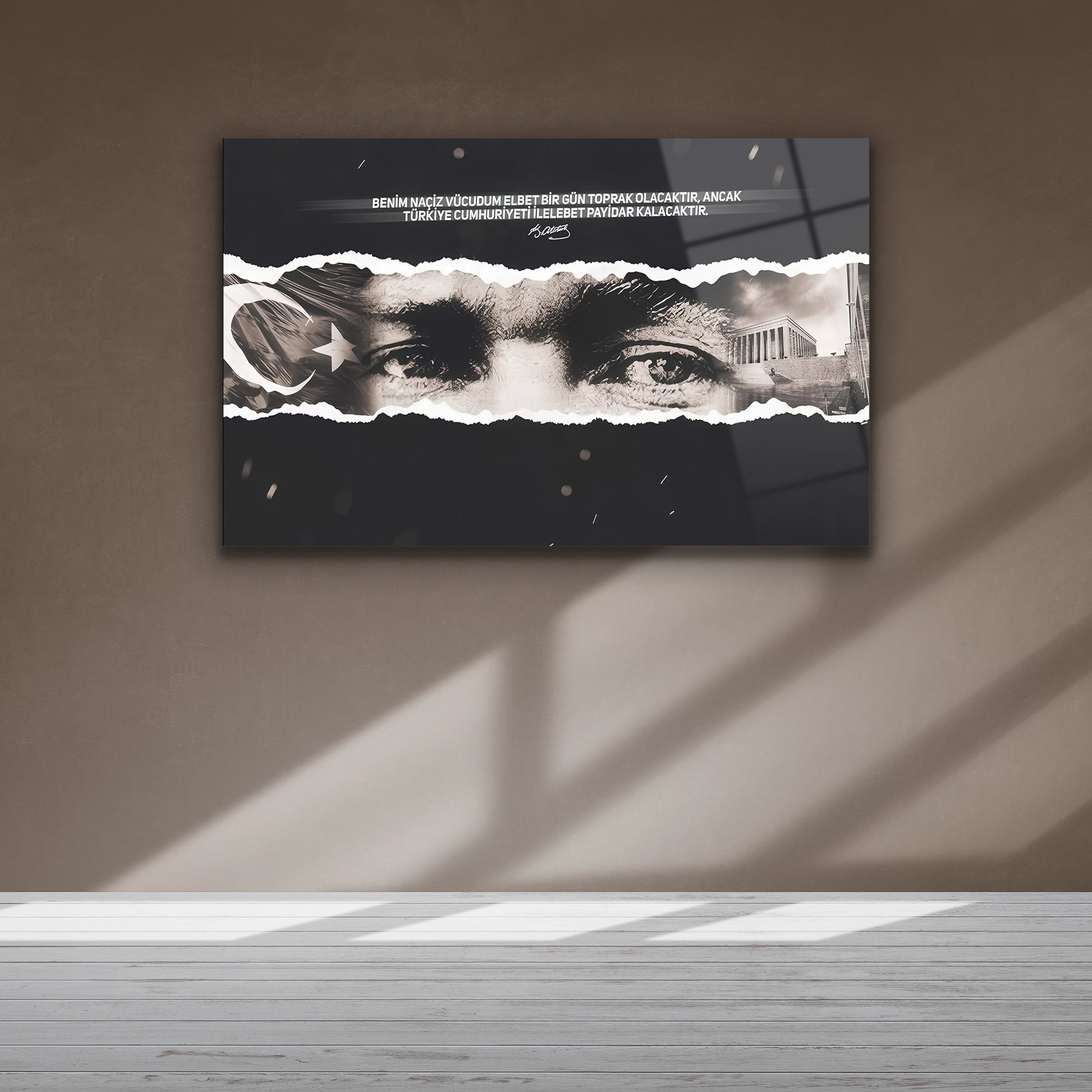 Benim naçiz vücudum elbet bir gün toprak olacaktır yazısı ve Atatürk imzası detayı