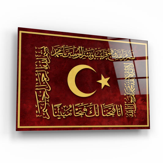 Fetih Suresi ve Ay Yıldız Temalı Osmanlı Sancağı Cam Tablo