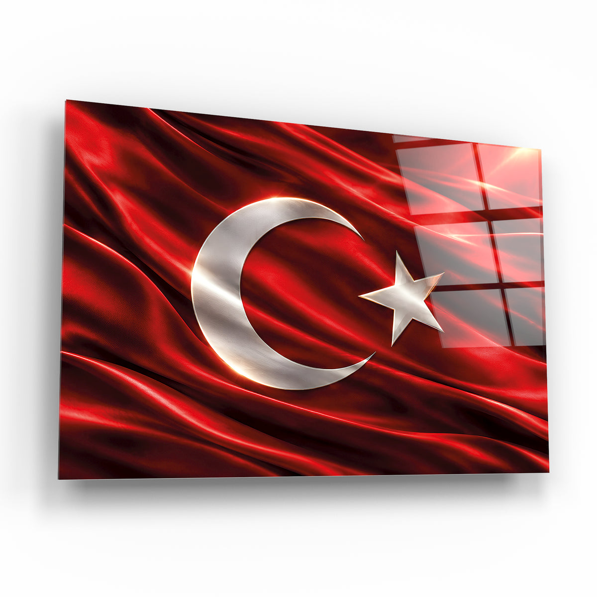 Parlak kırmızı saten kumaş üzerinde beyaz ay yıldız cam tablo