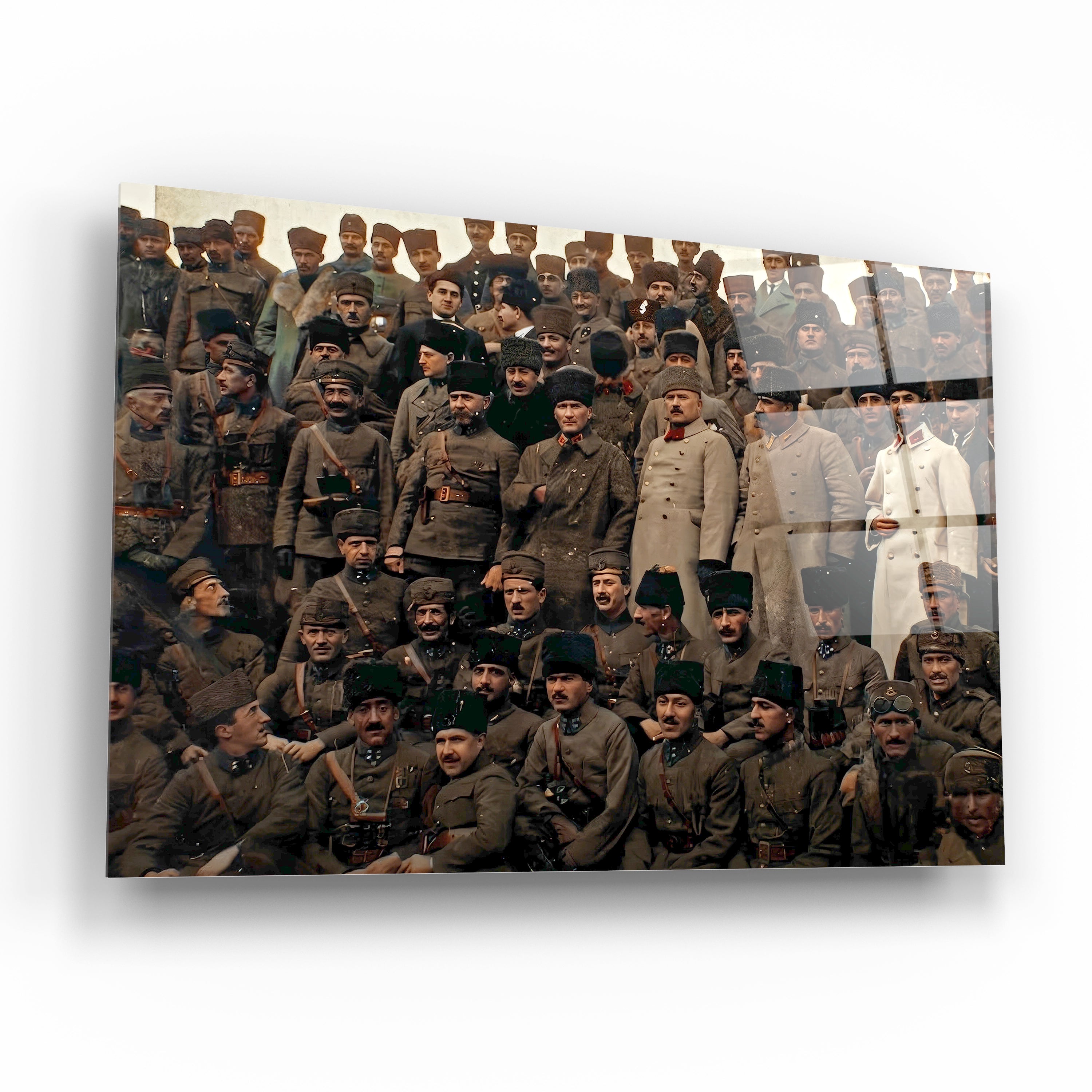 atatürk cam tablo silah arkadaşları askeri heyet toplu fotoğraf