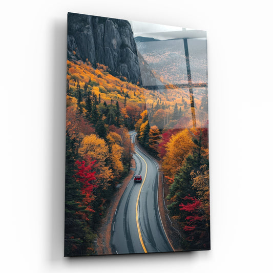 Sonbahar Ormanı ve Kıvrımlı Dağ Yolu Manzaralı Cam Tablo
