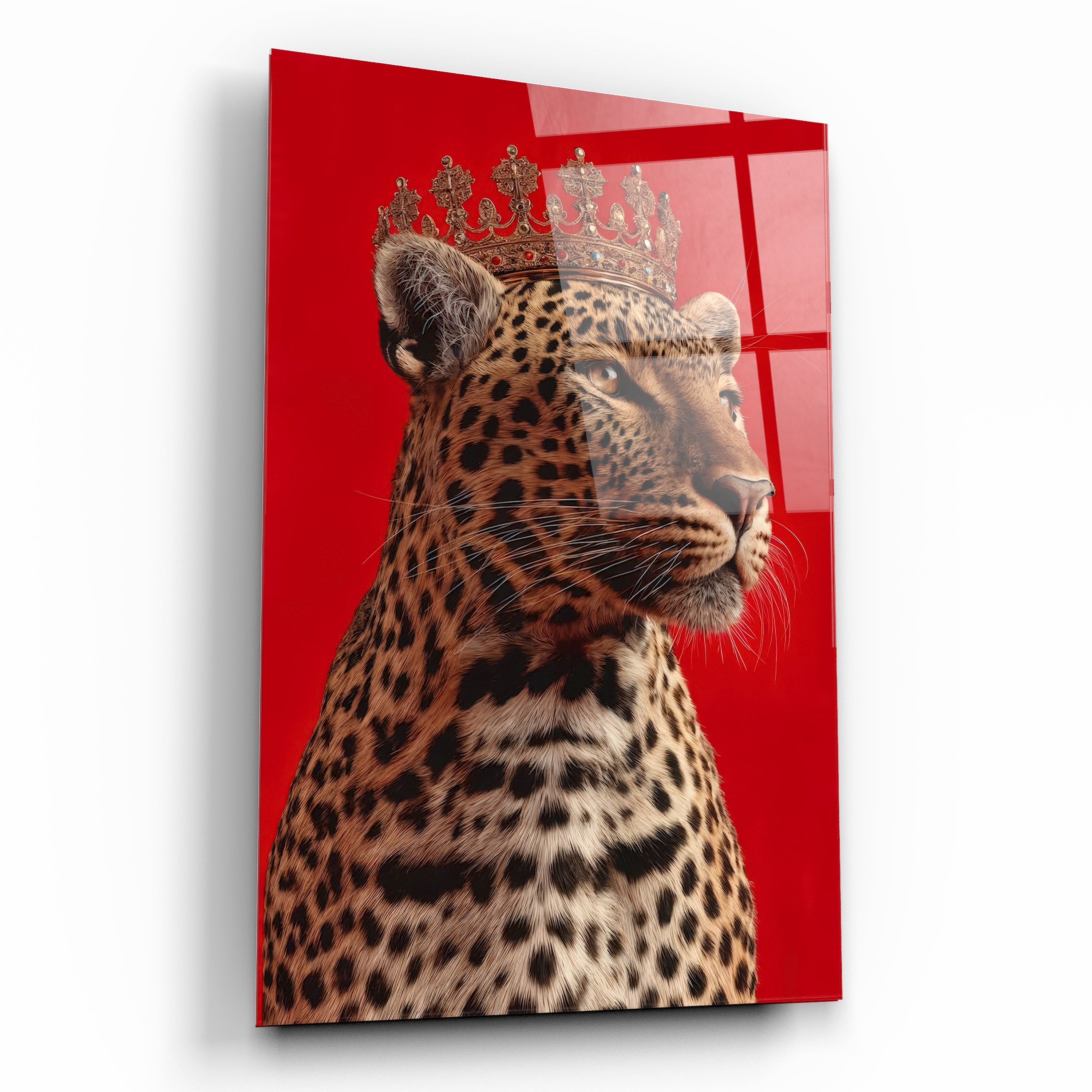 leopar cam tablo kırmızı zeminli taçlı vahşi doğa portresi