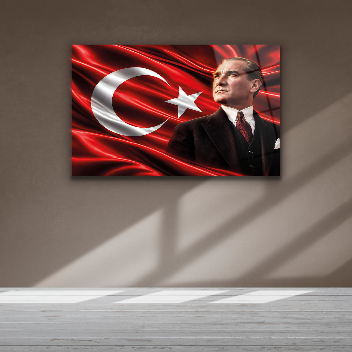Yatay milli temalı tasarımda Türk bayrağı ve resmî portre